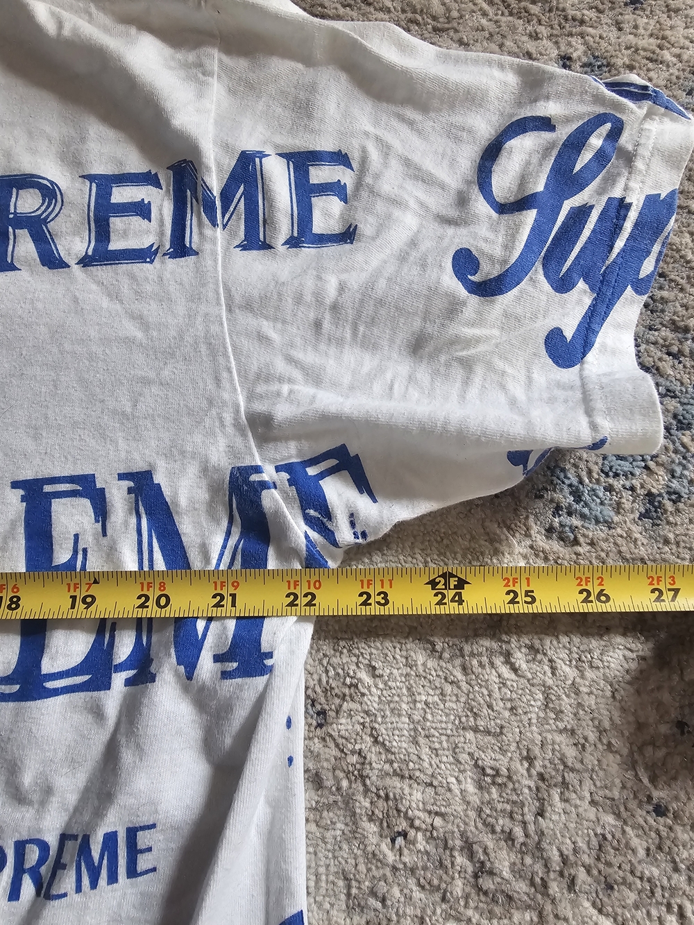 Supreme White T-Shirt with Blue All-Over Logos Mens Size Large - Picture 4 of 5
